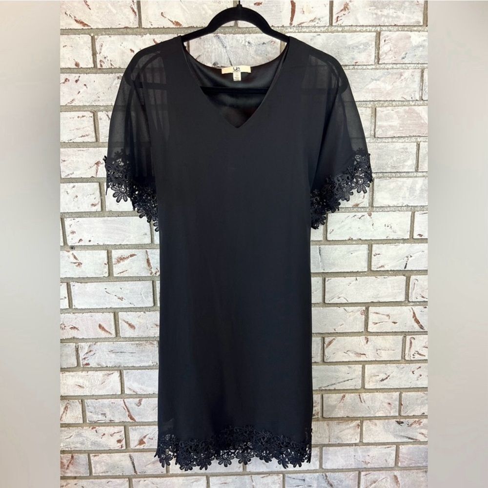 Ya Los Angeles Black Floral Crochet Trim Short Sleeve Dress Size Large
